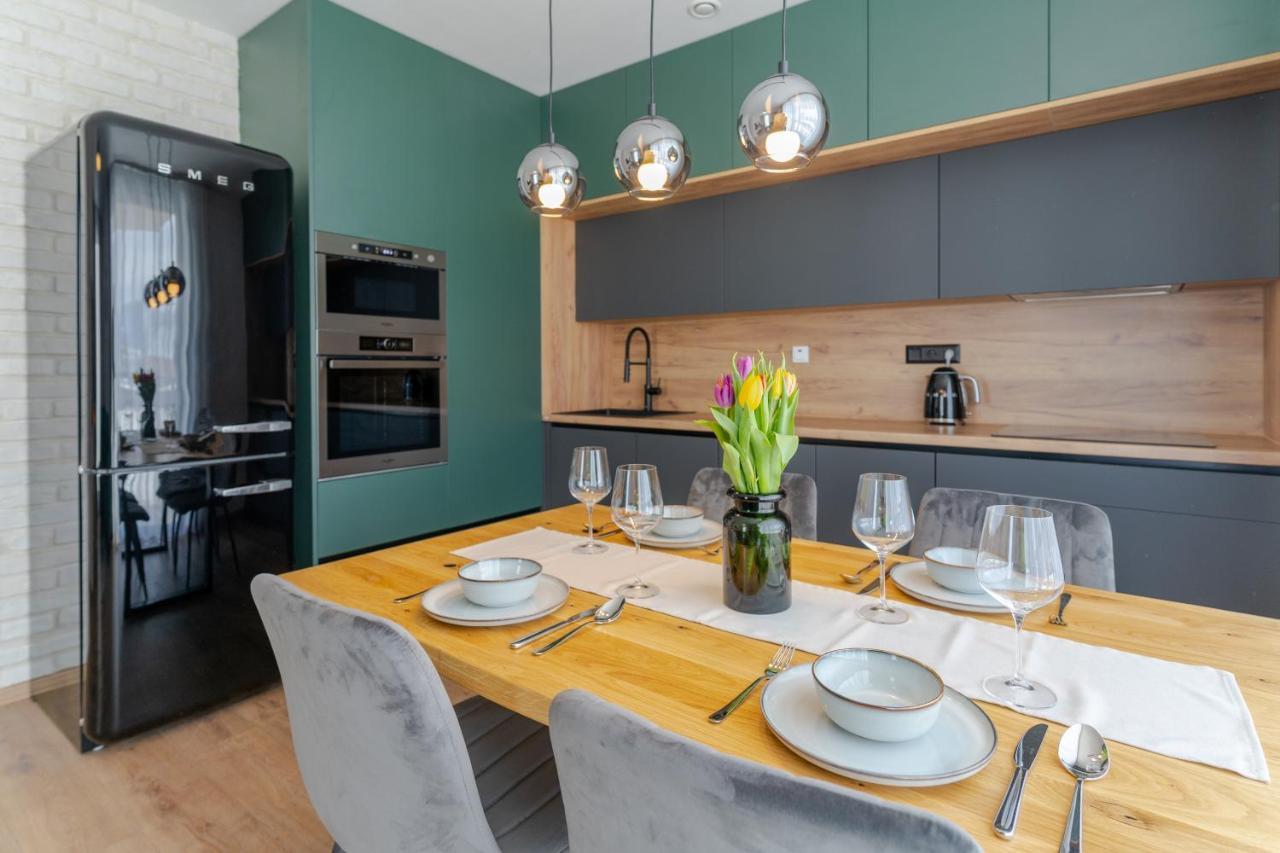 Avocado Apartment Victory Port Liptovsky Mikulas Ngoại thất bức ảnh