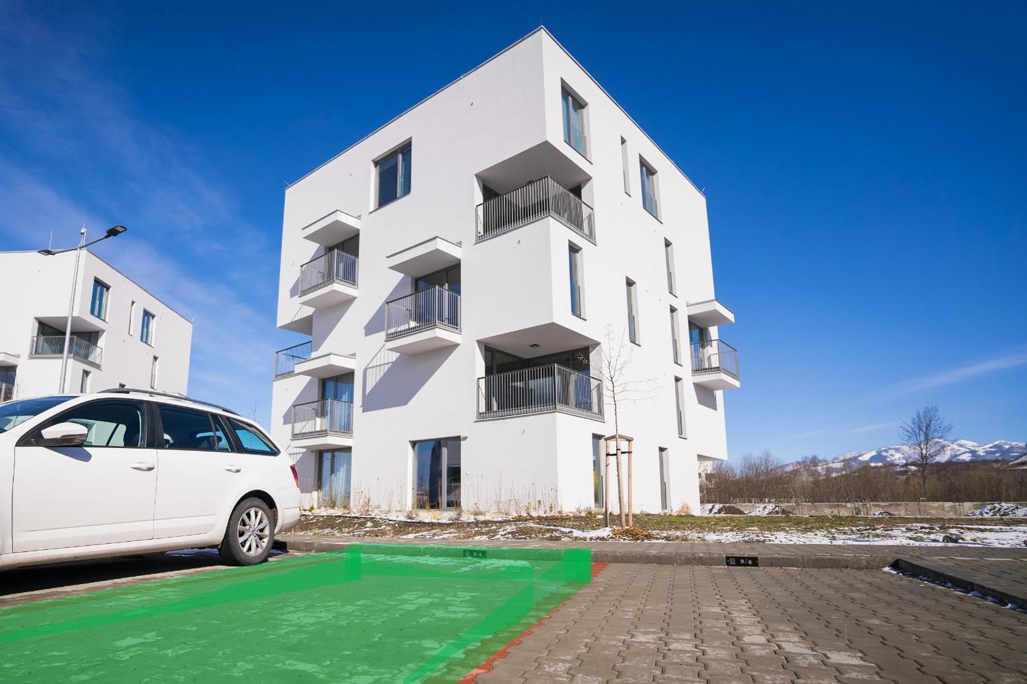 Avocado Apartment Victory Port Liptovsky Mikulas Ngoại thất bức ảnh
